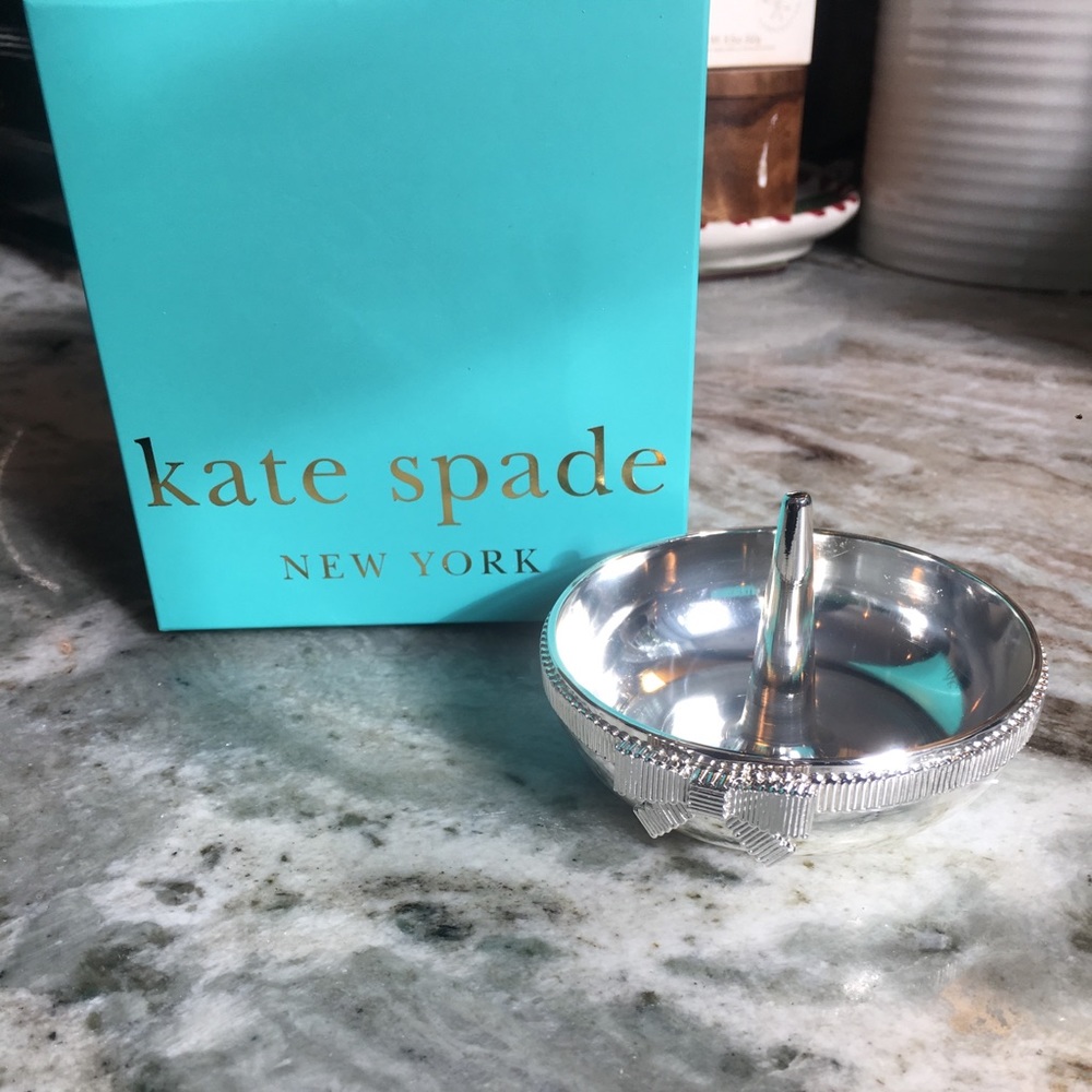 🔥 SALE❗️Kate Spade ♠️ Grace Avenue Ringholder